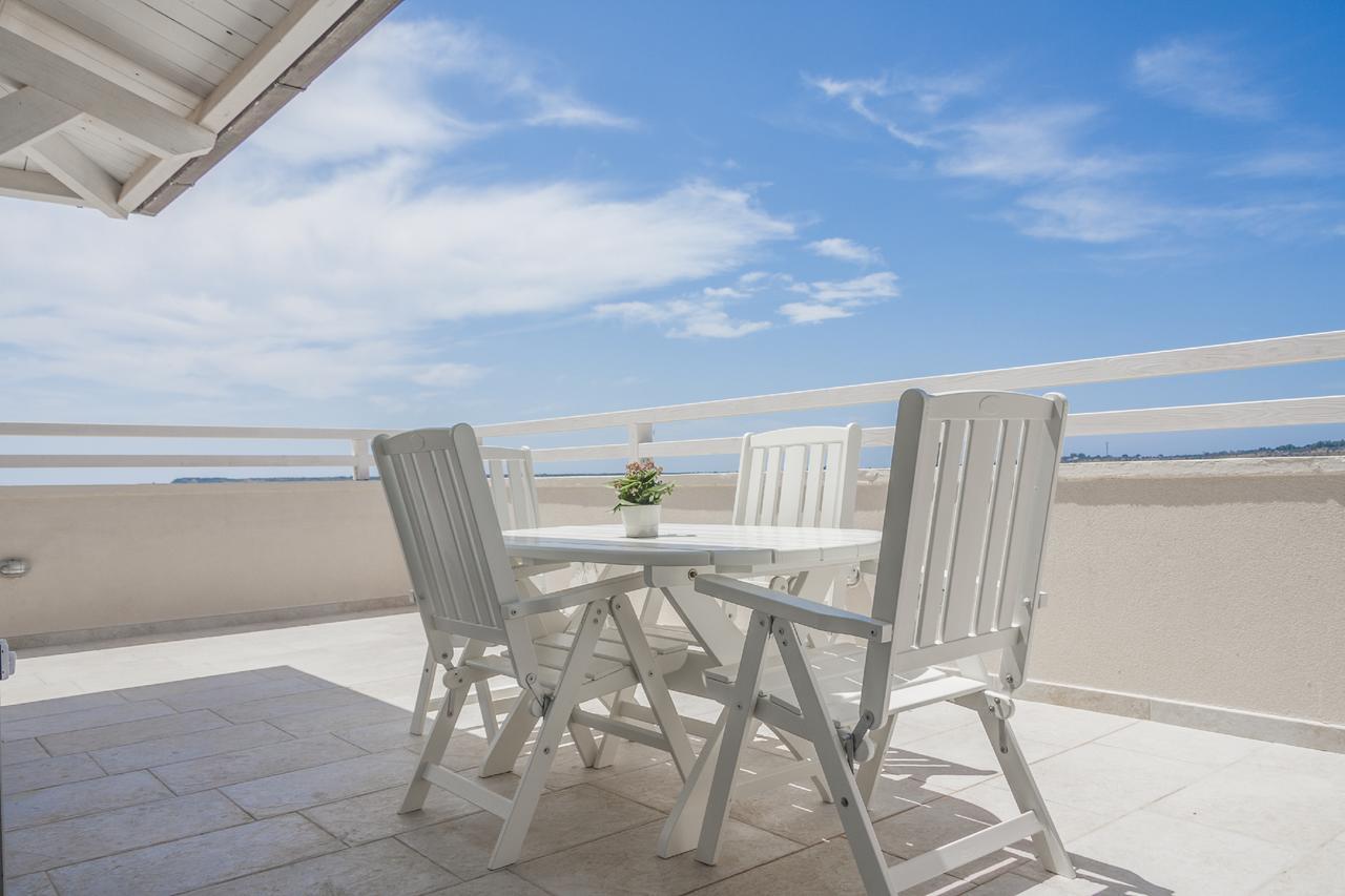 Attico Saker Apartment Ракале Екстериор снимка